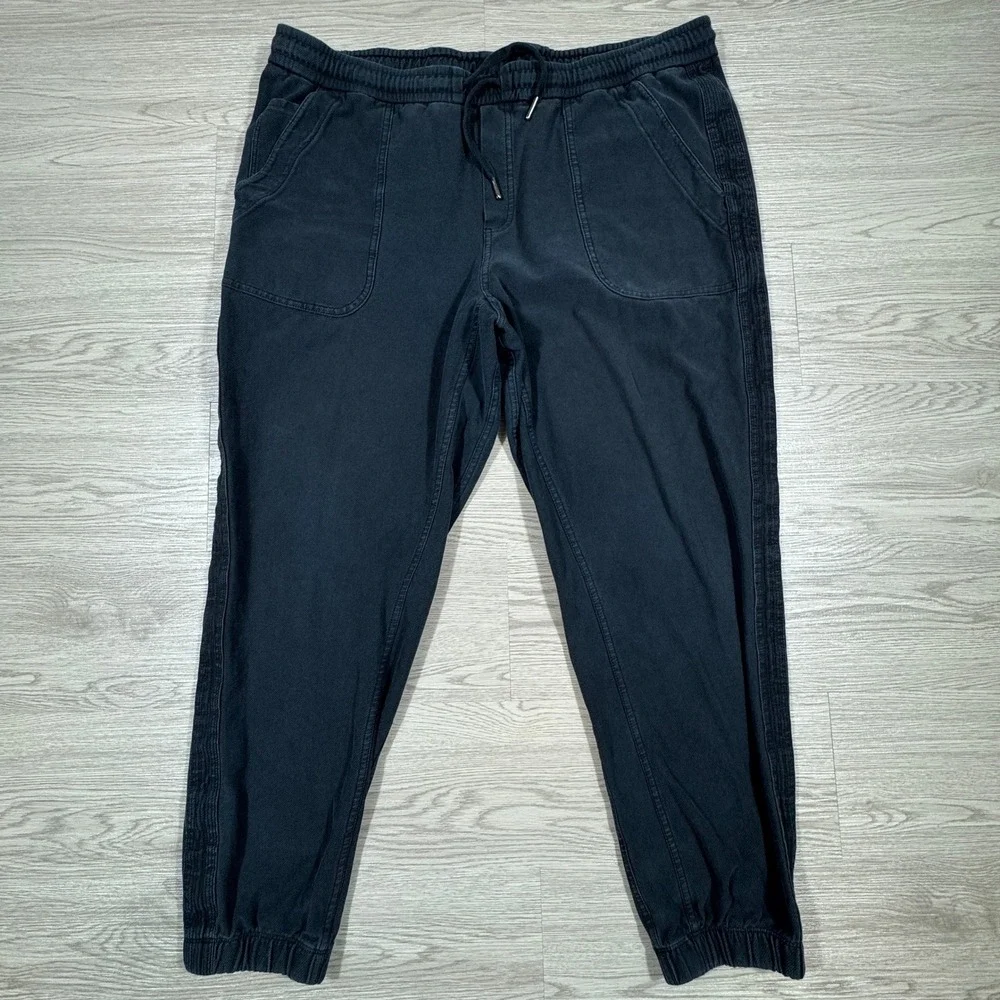 Athleta Women's Jogger Farallon Black‎ Size 14 Cotton Stretch Drawstring Pants